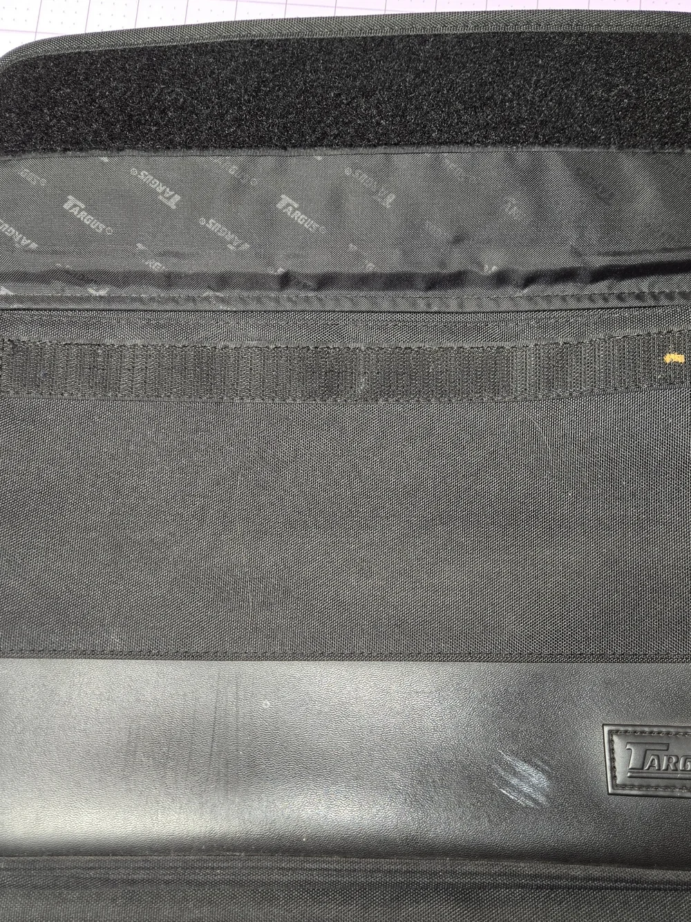 Targus Black Padded Laptop Briefcase Shoulder Bag Organizer Case
